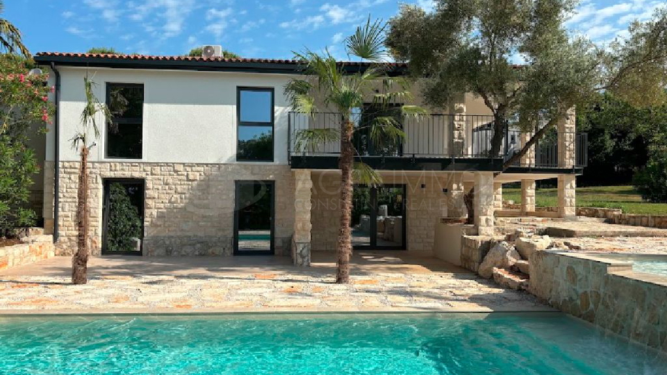 UMAG – ZAMBRATIJA – MEDITERRANE VILLA MIT POOL, RUHEOASE NUR 300 M VOM MEER