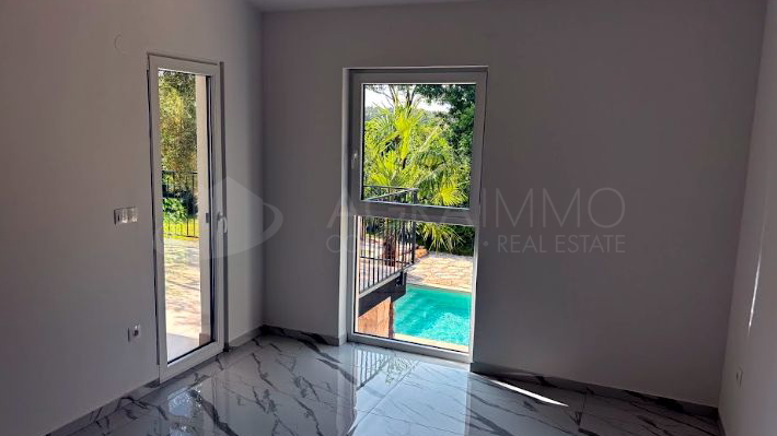 UMAG – ZAMBRATIJA – MEDITERRANE VILLA MIT POOL, RUHEOASE NUR 300 M VOM MEER