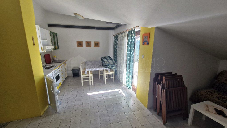 UMAG – LOVREČICA – KUĆA NA IZVRSNOJ LOKACIJI, ŠETNJOM DO MORA I PLAŽE