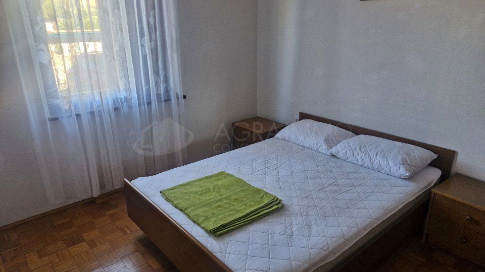 UMAG – LOVREČICA – KUĆA NA IZVRSNOJ LOKACIJI, ŠETNJOM DO MORA I PLAŽE