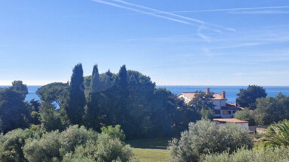 UMAG – LOVREČICA – KUĆA NA IZVRSNOJ LOKACIJI, ŠETNJOM DO MORA I PLAŽE