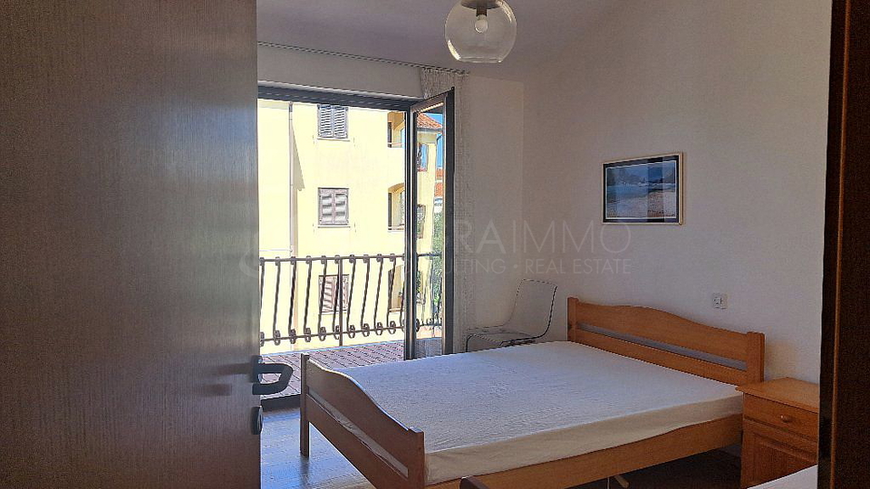 UMAG &ndash; ZAMBRATIJA &ndash; FIRST FLOOR APARTMENT WITH BEAUTIFUL SEA VIEW
