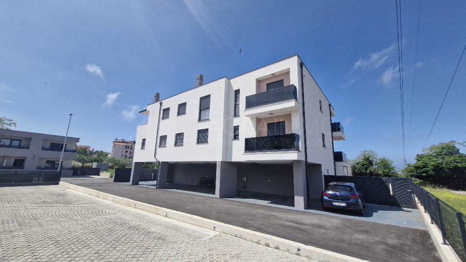 UMAG &ndash; FINIDA PROSTORNO IN PRIVLA&Ccaron;NO STANOVANJE NA ODLI&Ccaron;NI LOKACIJI