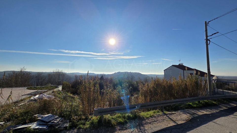 BUJE &ndash; BAUGRUNDST&Uuml;CK MIT MEERBLICK&comma; DER NICHT ALLT&Auml;GLICH IST