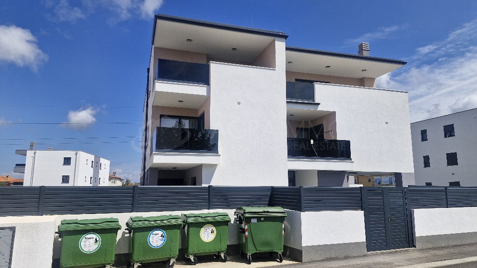 UMAG &ndash; FINIDA PROSTORNO IN PRIVLA&Ccaron;NO STANOVANJE NA ODLI&Ccaron;NI LOKACIJI