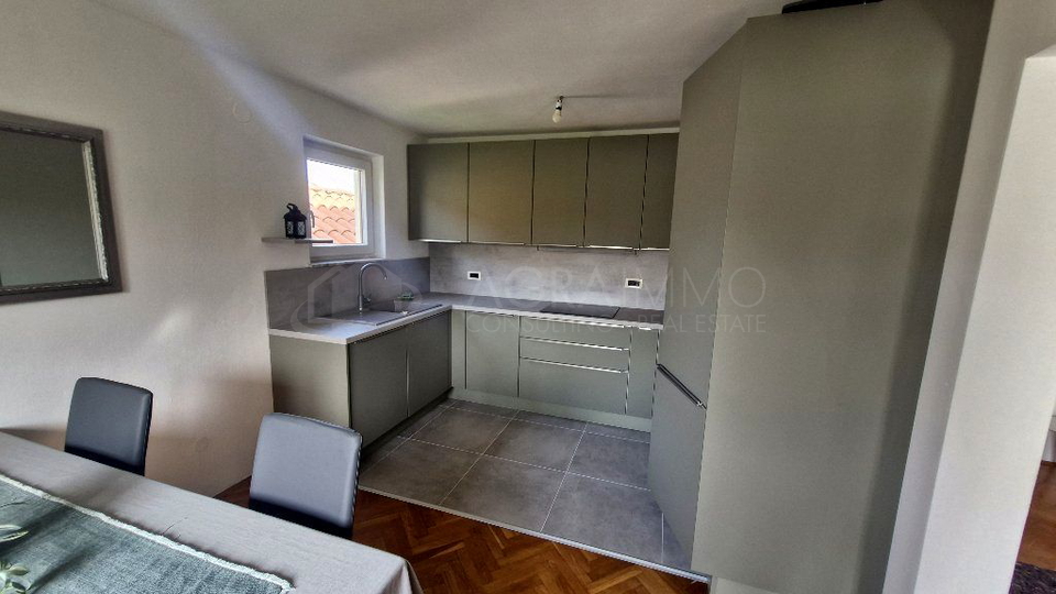 UMAG-SAMOSTOJE&Cacute;A OBITELJSKA KU&Cacute;A-IZVANREDNA PRILIKA ZA KUPNJU PO CIJENI OD SAMO 1600 &euro;&sol;M2