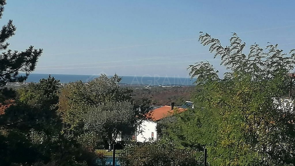 UMAG &ndash; OKOLICA &ndash; GRADBENO ZEMLJI&Scaron;&Ccaron;E S POGLEDOM NA MORJE