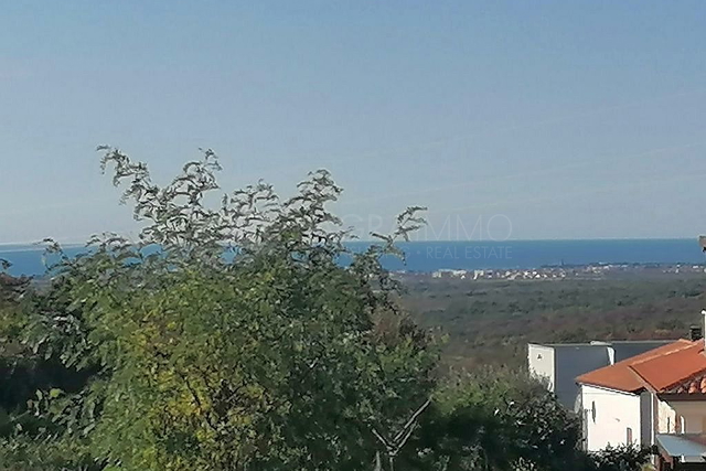 UMAG – OKOLICA – GRADBENO ZEMLJIŠČE S POGLEDOM NA MORJE