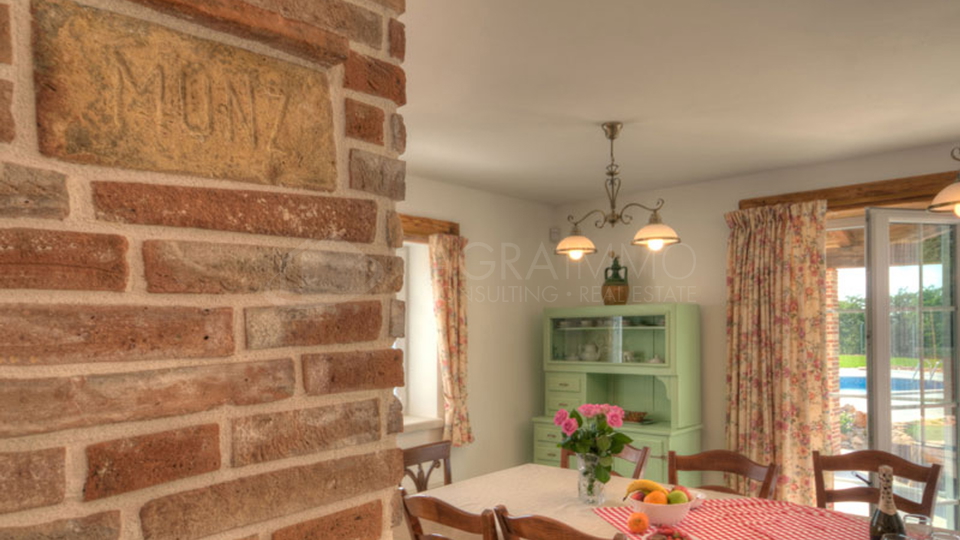 House, 300 m2, For Sale, Umag