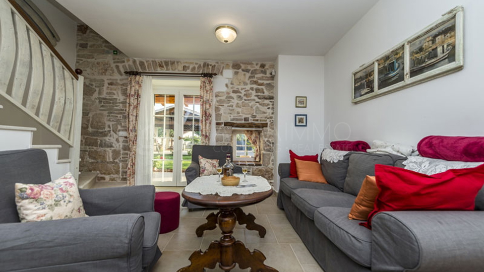 House, 300 m2, For Sale, Umag