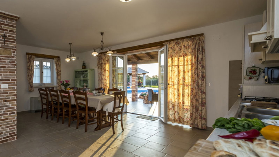 House, 300 m2, For Sale, Umag
