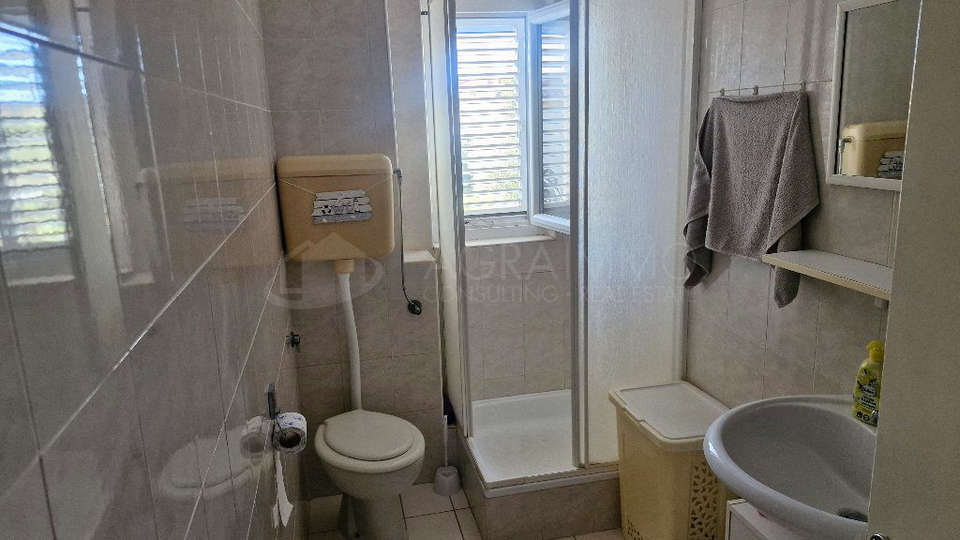 UMAG &ndash; IDEALNO STANOVANJE V MIRNI ULICI&comma; BLIZU MORA IN CENTRA