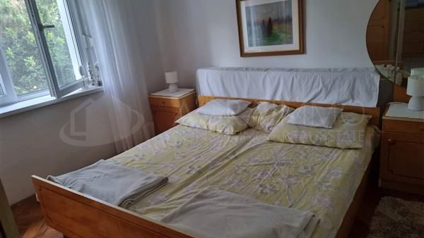 UMAG &ndash; IDEALNO STANOVANJE V MIRNI ULICI&comma; BLIZU MORA IN CENTRA