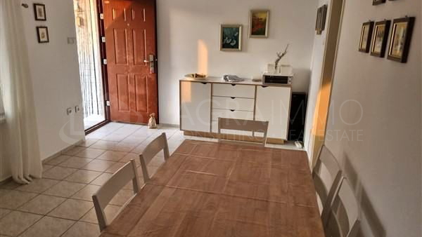 UMAG &ndash; IDEALNO STANOVANJE V MIRNI ULICI&comma; BLIZU MORA IN CENTRA