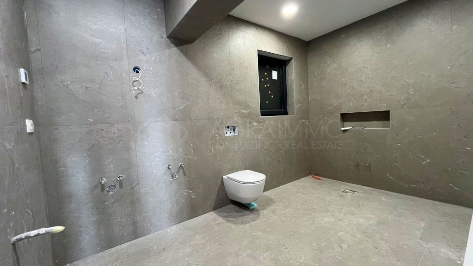 Appartamento, 106 m2, Vendita, Umag