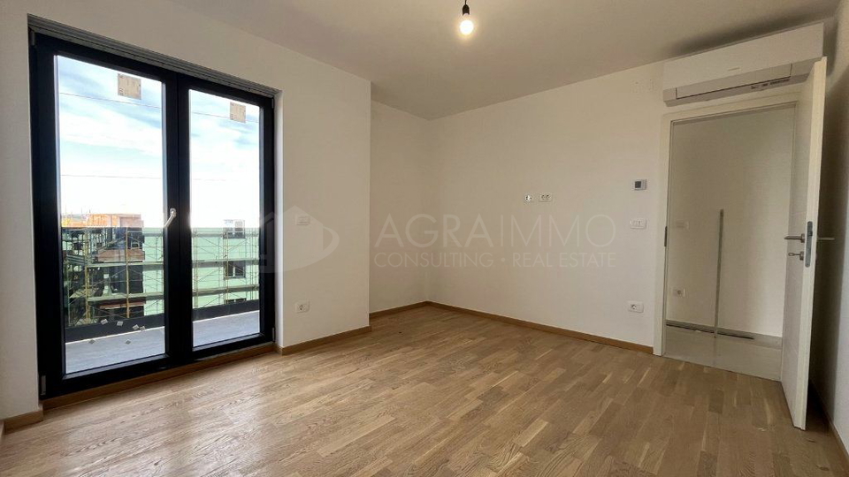 Appartamento, 106 m2, Vendita, Umag