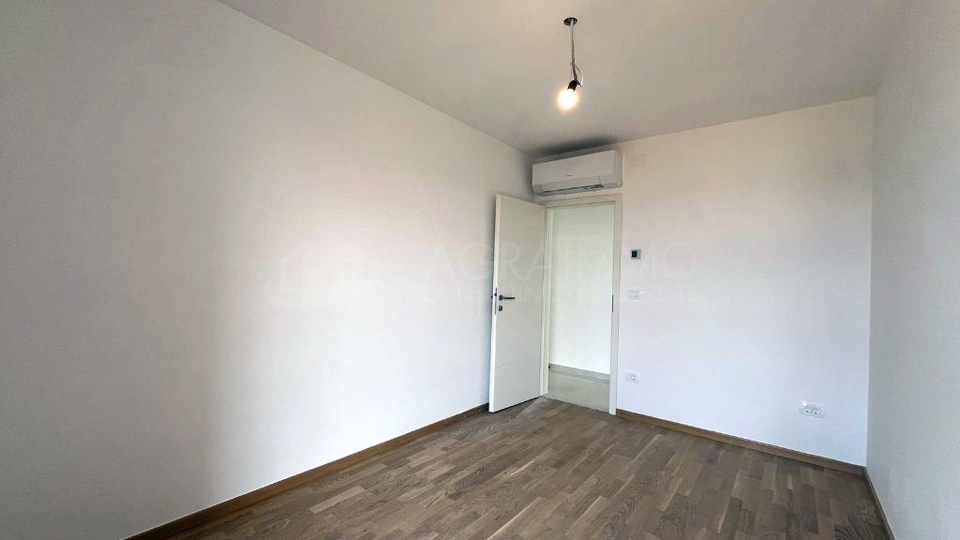Appartamento, 106 m2, Vendita, Umag