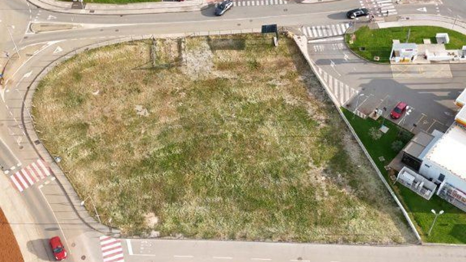 Terreno, 2442 m2, Vendita, Umag