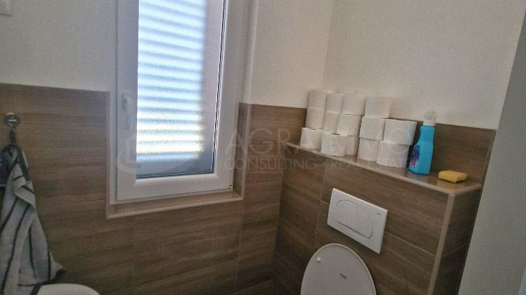 BRTONIGLA &ndash; GER&Auml;UMIGE UND ATTRAKTIVE WOHNUNG MIT MEERBLICK