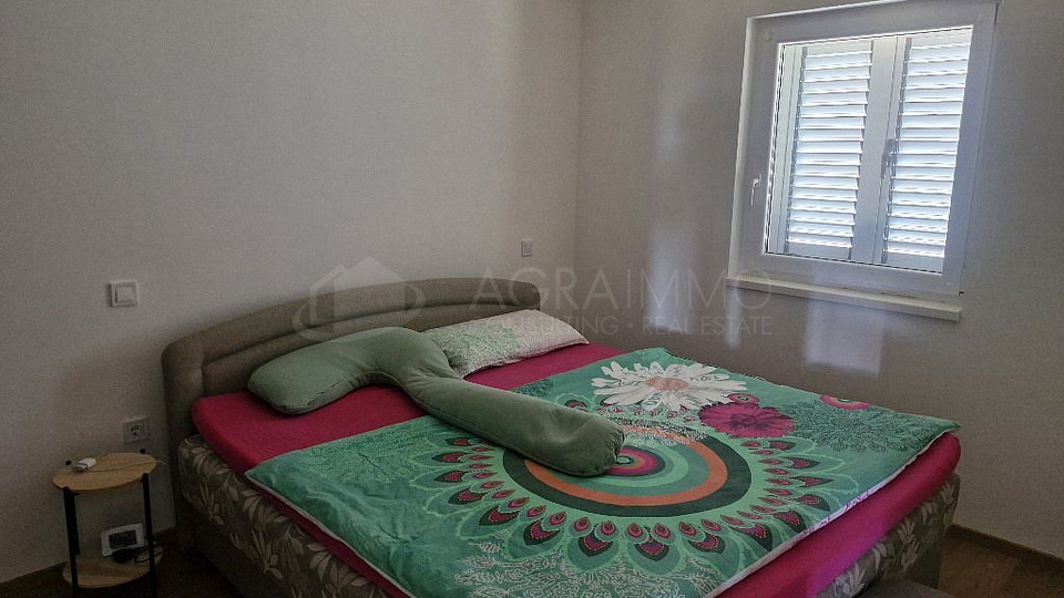 BRTONIGLA &ndash; GER&Auml;UMIGE UND ATTRAKTIVE WOHNUNG MIT MEERBLICK