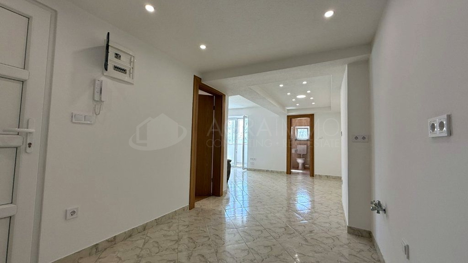 Appartamento, 42 m2, Vendita, Umag