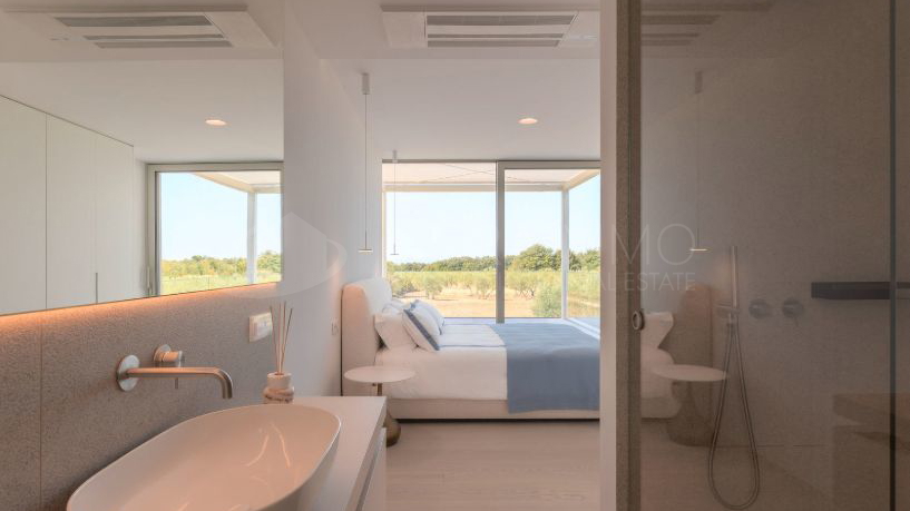 UMAG &ndash; LOVRE&Ccaron;ICA &ndash; A RESIDENCE FOR A LIFE WITHOUT RUSH&comma; WITH VIEWS OF THE SEA&comma; OLIVE GROVES AND THE ISTRIAN LANDSCAPE