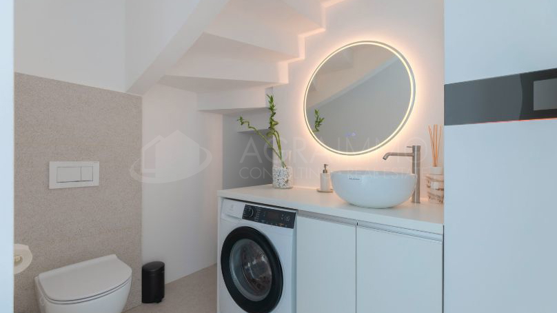 UMAG &ndash; LOVRE&Ccaron;ICA &ndash; A RESIDENCE FOR A LIFE WITHOUT RUSH&comma; WITH VIEWS OF THE SEA&comma; OLIVE GROVES AND THE ISTRIAN LANDSCAPE