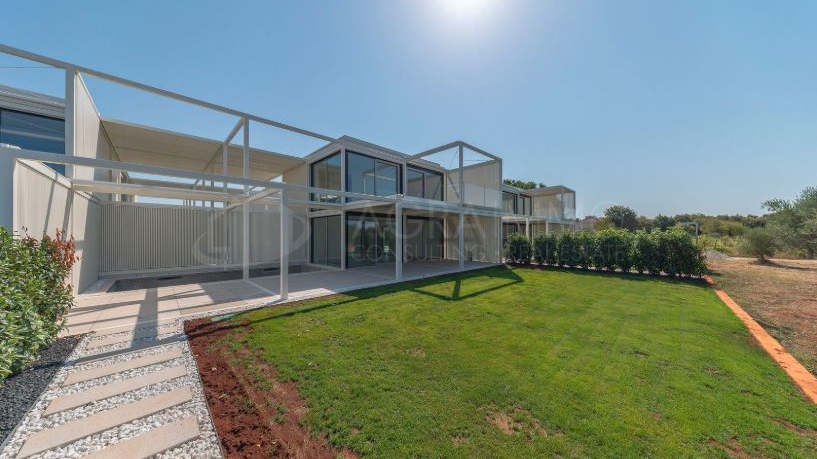 UMAG &ndash; LOVRE&Ccaron;ICA &ndash; A RESIDENCE FOR A LIFE WITHOUT RUSH&comma; WITH VIEWS OF THE SEA&comma; OLIVE GROVES AND THE ISTRIAN LANDSCAPE