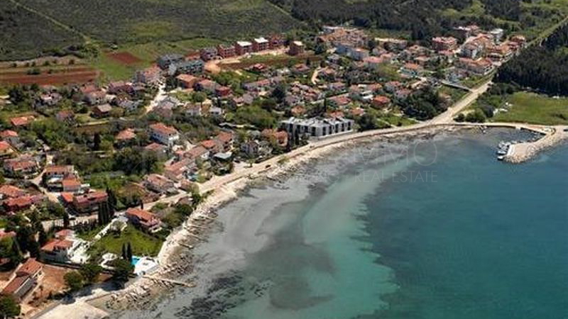 UMAG-ZAMBRATIJA - GRA&Dstrok;EVINSKO ZEMLJI&Scaron;TE - OSTVARITE SVOJ SAN O SAVR&Scaron;ENOM DOMU
