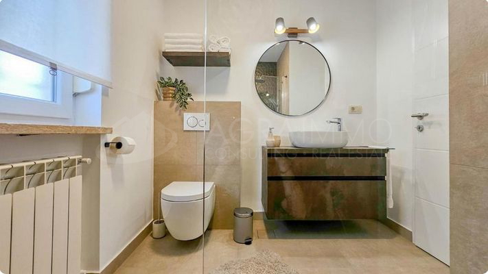 Casa, 250 m2, Vendita, Umag