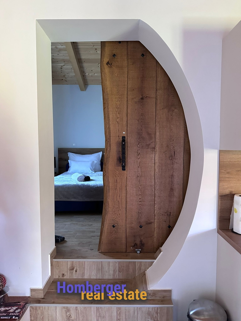 Tourist complex with real Lika flair for sale near Plitvice National Park!
