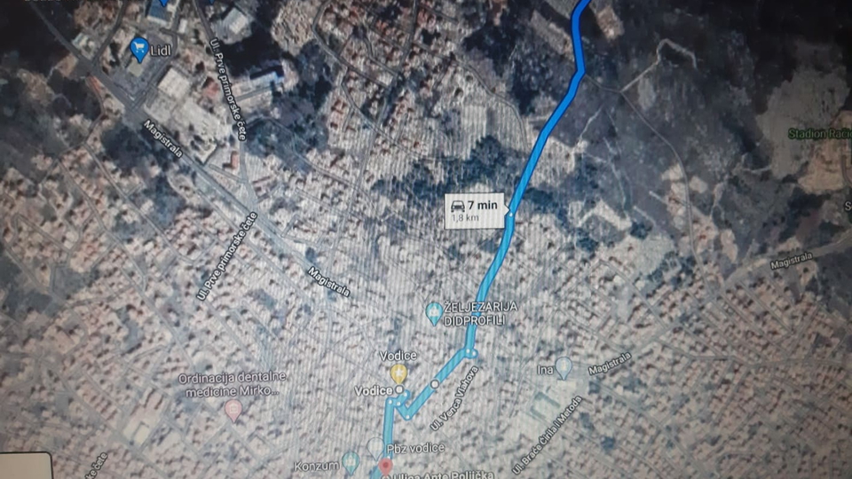 VODICE_  građevinsko zemljiste od 800m ,1600m do mora