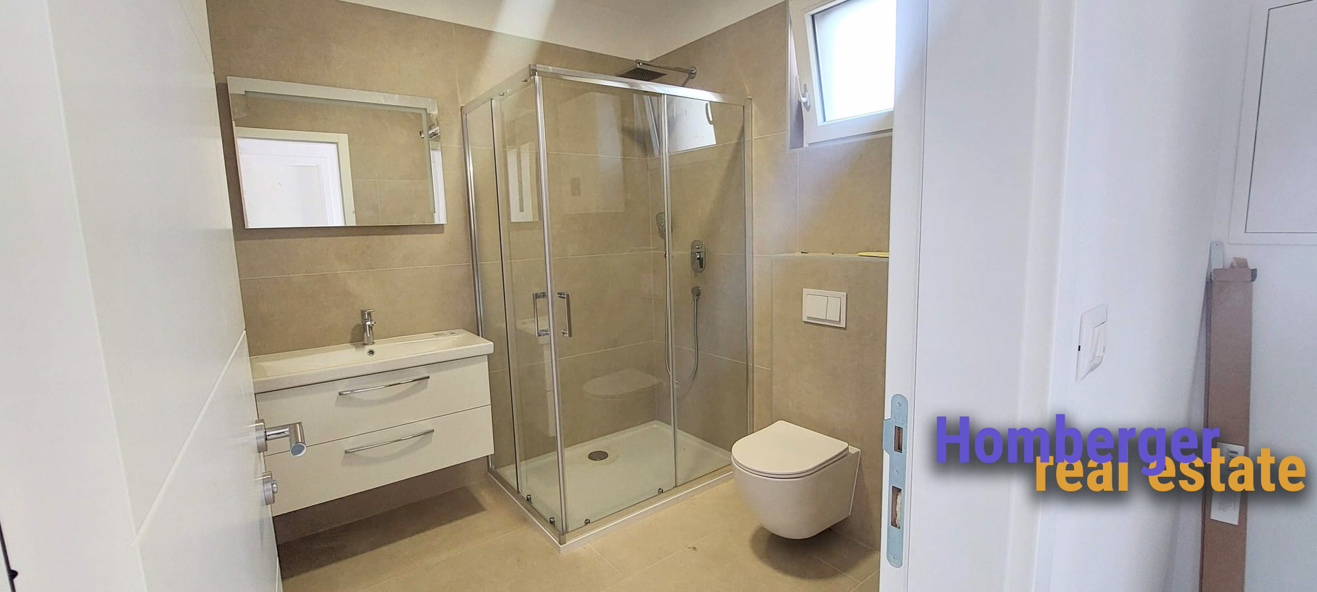 Vodice - 100m zum Meer - Reihenhaus - mittel mit Dachterrasse