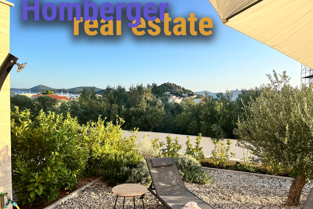 Tribunj-Stilvolle 1,5-Zi-EG-Wohnung mit gehobener Ausstattung, Terrasse, Garten und Meerblick