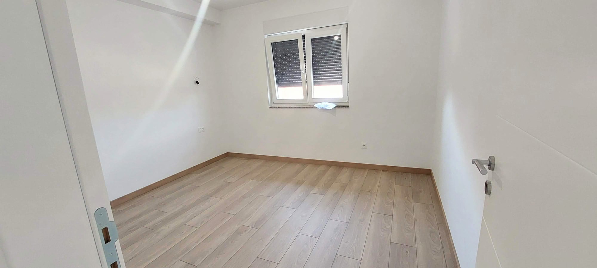 Vodice - 100m do mora - kuća u nizu - krajnja