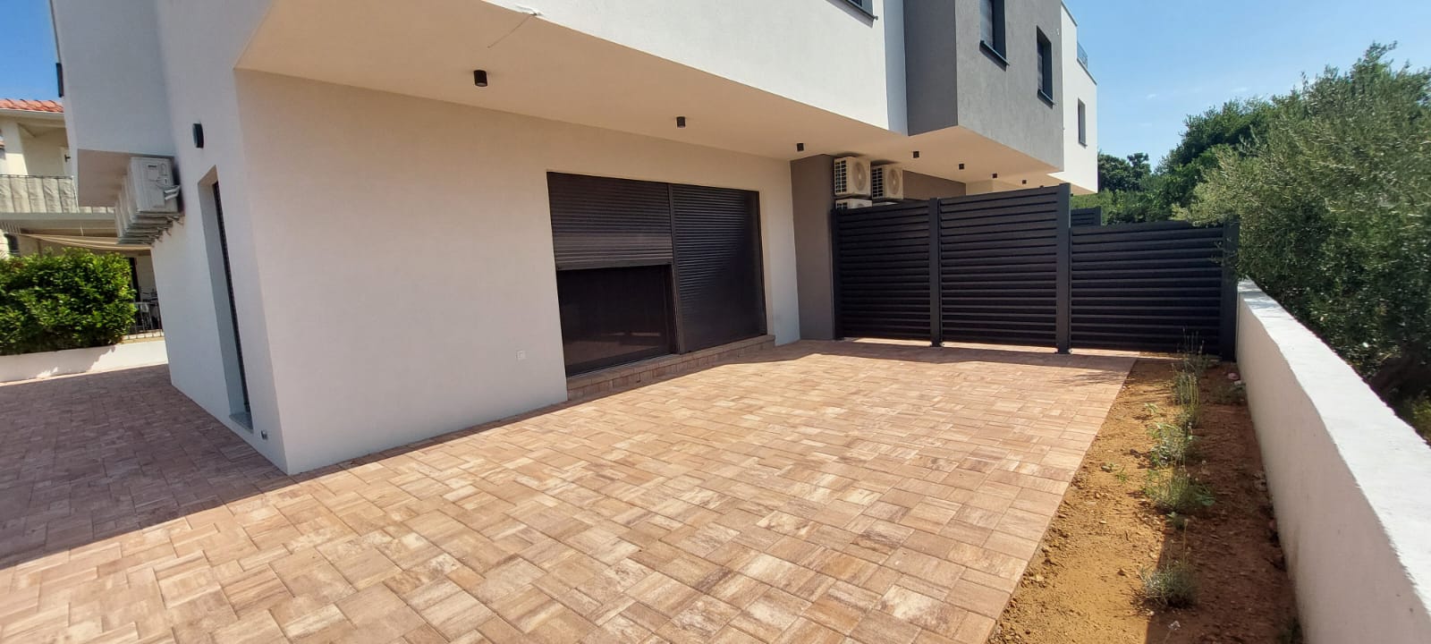 Vodice - 100m do mora - kuća u nizu - krajnja