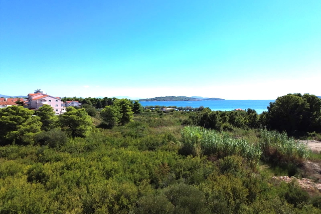 Vodice -60m do plaže atraktivno zemljište
