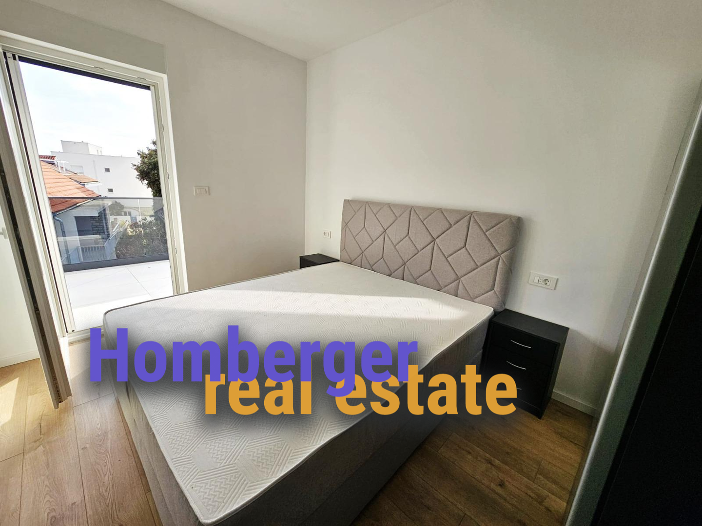 Atraktivan penthaus stan 1.Red do mora i plaže, prodaje se namješten