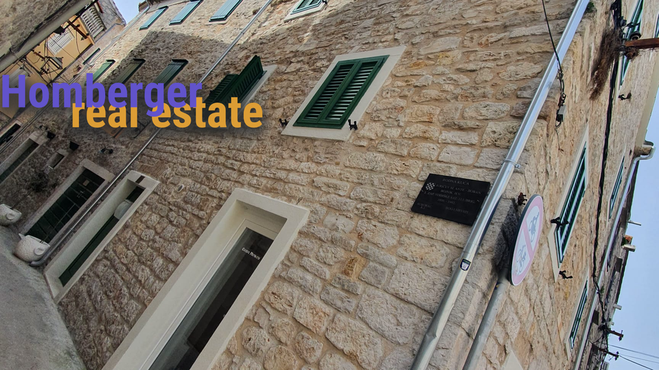 Ova &scaron;armantna kamena ku&cacute;a pravi je dragulj u srcu Vodica&excl;