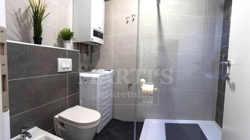 Kod Kvatrića, 49m2, 2 sobe, balkon, 1.kat,