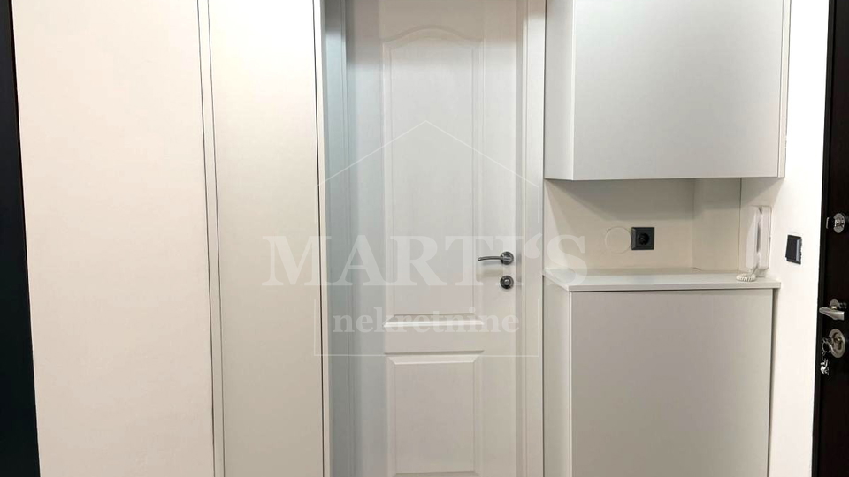 Male&scaron;nica&comma; 40m2&comma; 2 sobe&comma; spremi&scaron;te