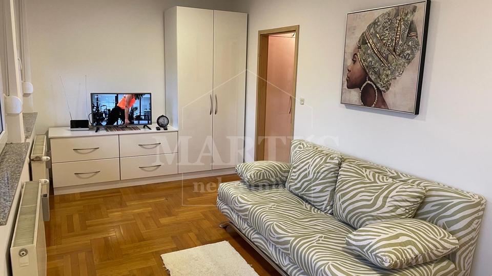 Appartamento&comma; 28 m2&comma; Vendita&comma; Tre&scaron;njevka - Jug - Vrbani