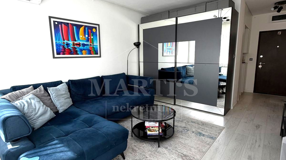 Male&scaron;nica&comma; 40m2&comma; 2 sobe&comma; spremi&scaron;te