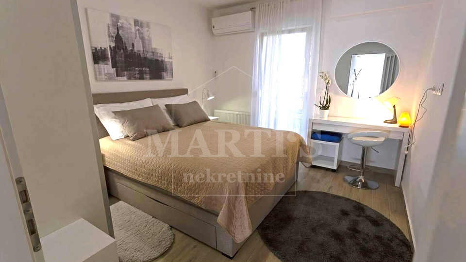 Kod Kvatrića, 49m2, 2 sobe, balkon, 1.kat,