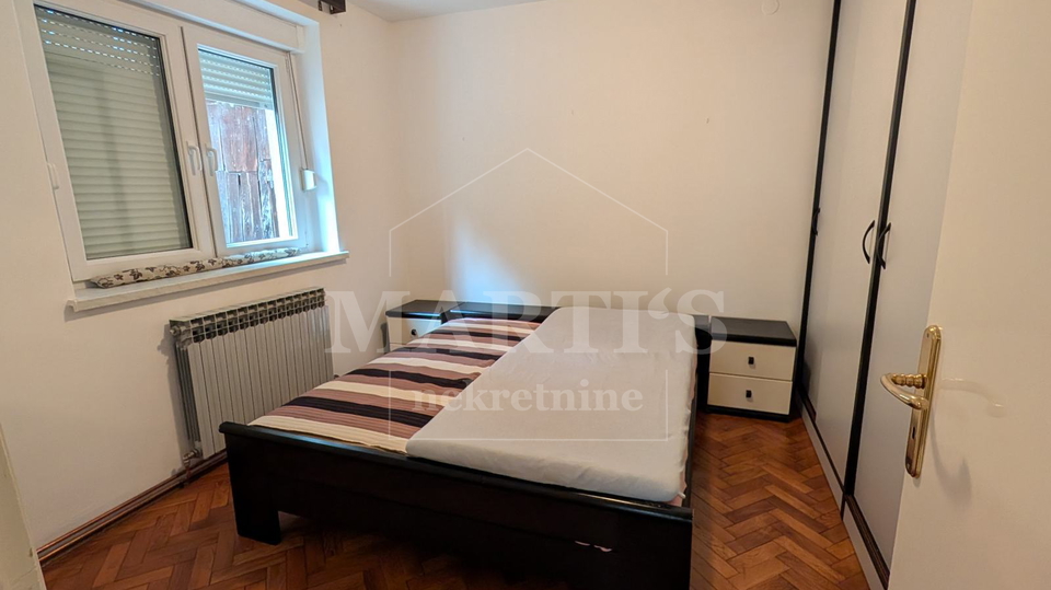 Kod Mihaljevca&comma; 78m2&comma; 3 sobe&comma; gara&zcaron;a