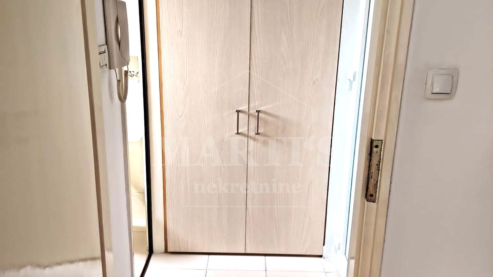 Apartment&comma; 25 m2&comma; For Sale&comma; Tre&scaron;njevka - Jug - Pre&ccaron;ko