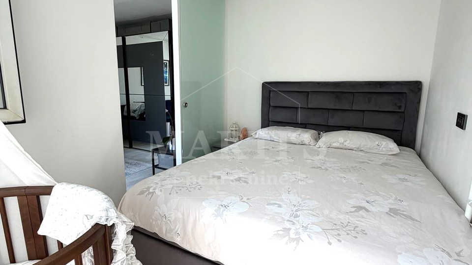 Male&scaron;nica&comma; 40m2&comma; 2 sobe&comma; spremi&scaron;te