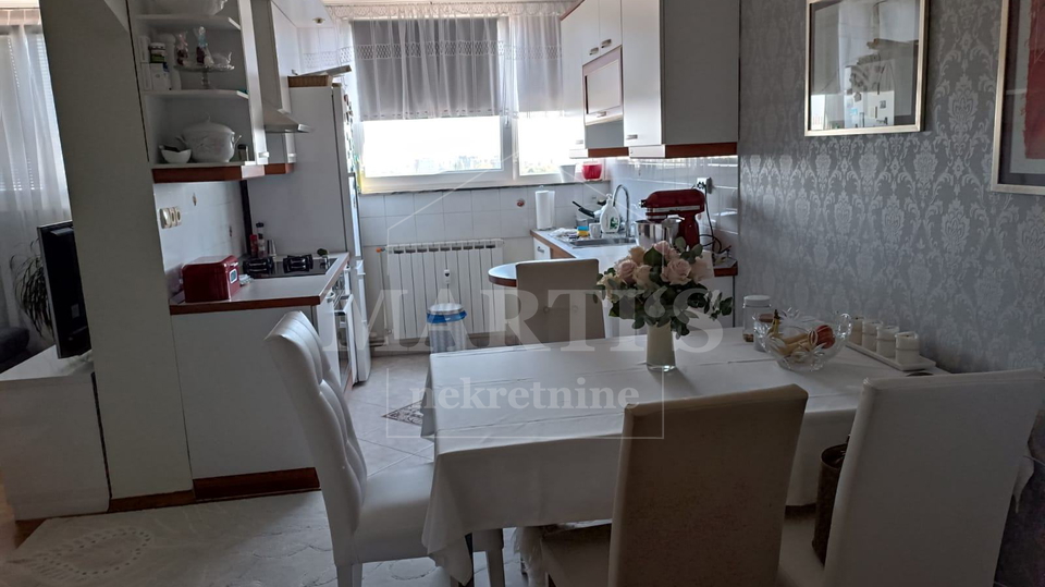 Stanovanje&comma; 68 m2&comma; Prodaja&comma; Trnje - Savica