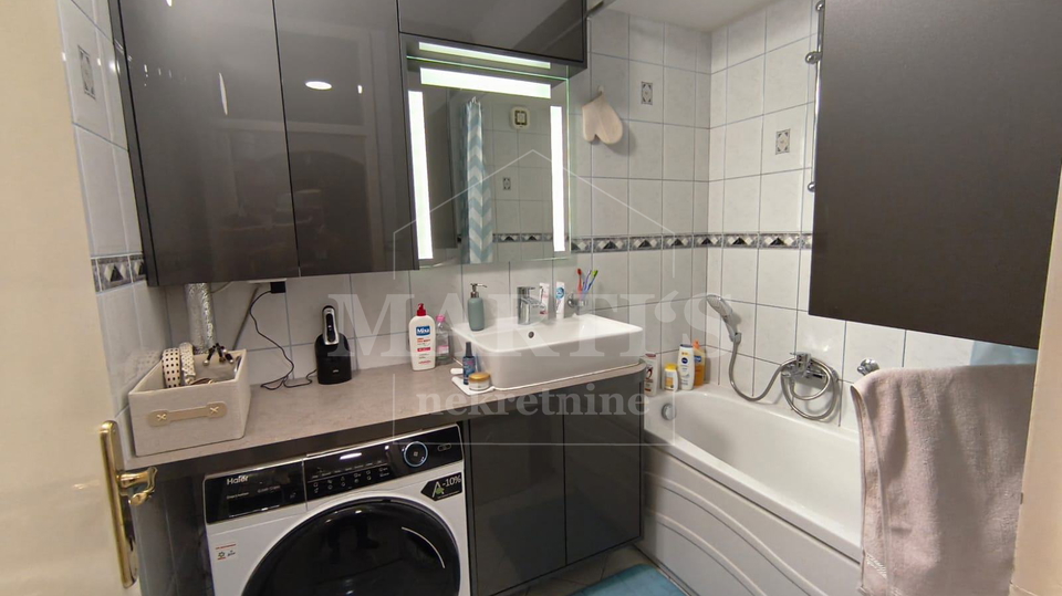 Stanovanje&comma; 68 m2&comma; Prodaja&comma; Trnje - Savica