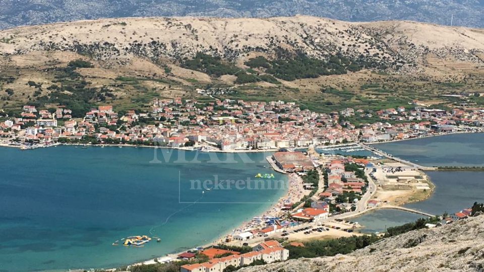 Grad Pag, 2 apartmana, 81.05 m2, 3 sobe
